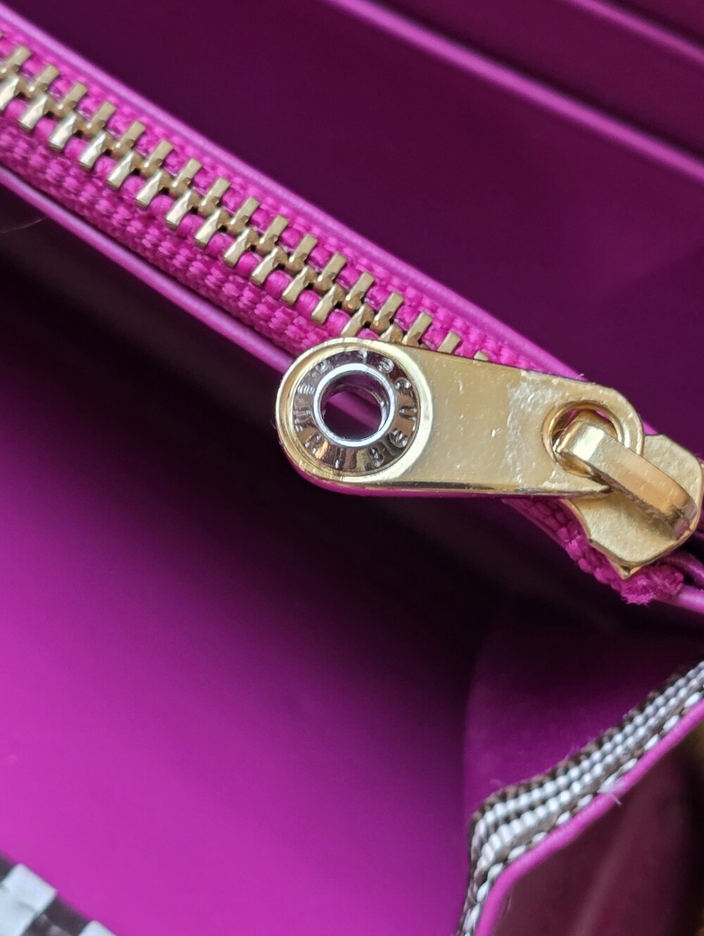 Henri Bendel Monogrammed Wallet And Dust Bag - Picture 5 of 16